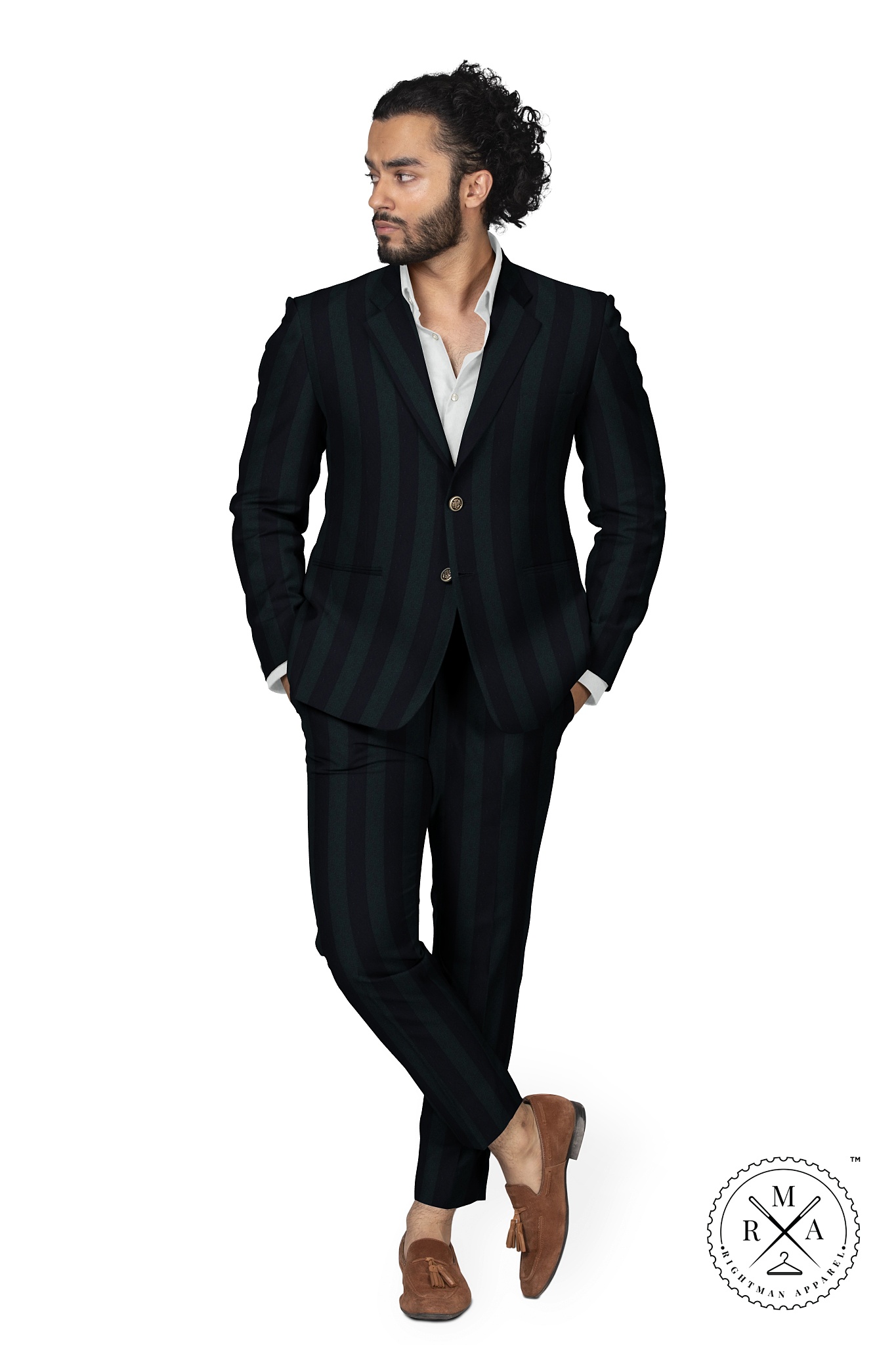 Green Two Piece Suit With Black Lines SU77